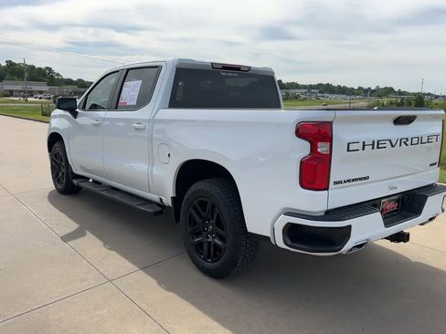 Used 2024 Chevrolet Silverado 1500 RST AWD/4WD image 7