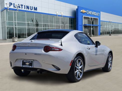 Used 2022 MAZDA MX-5 Miata RF Grand Touring RWD image 5