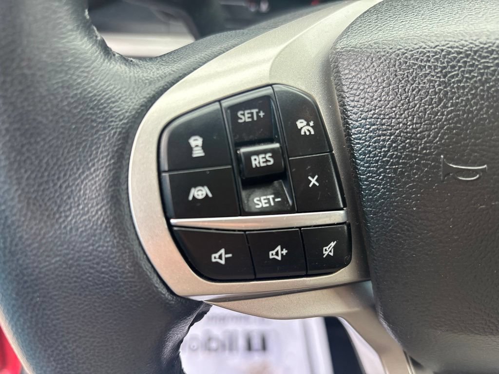 Used 2023 Ford Explorer XLT w/ Equipment Group 202A AWD/4WD image 23