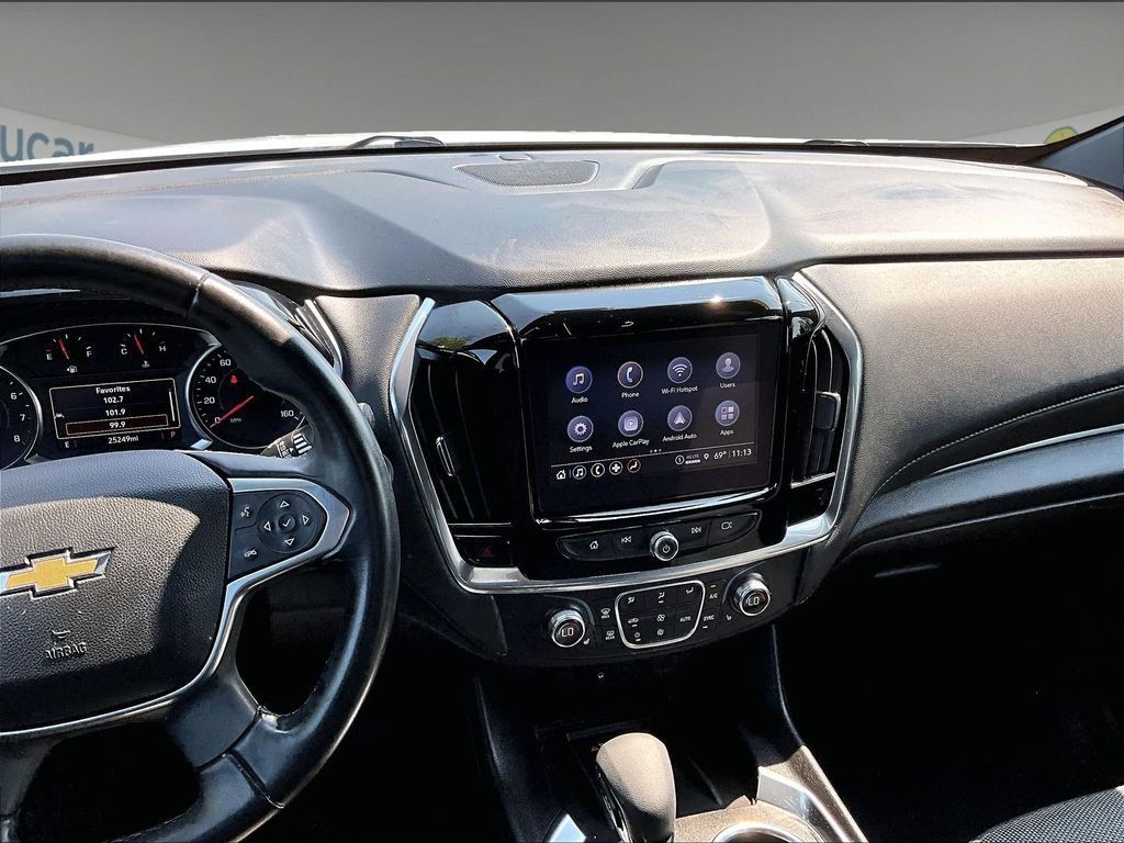 Used 2023 Chevrolet Traverse LT AWD/4WD image 19