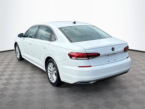 Used 2020 Volkswagen Passat 2.0T SE image 8