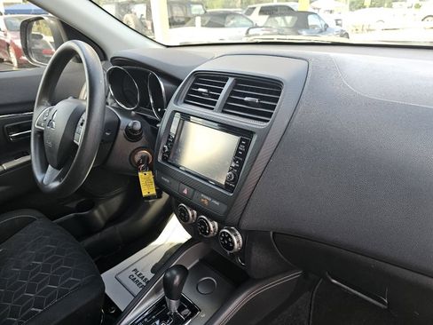 Used 2021 Mitsubishi Outlander Sport Black Edition image 41