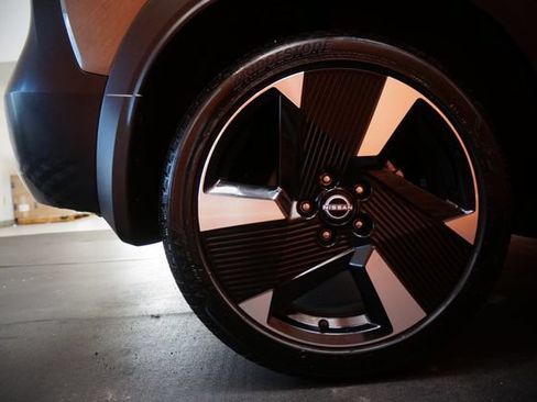 Certified 2025 Nissan Kicks SR AWD/4WD image 75