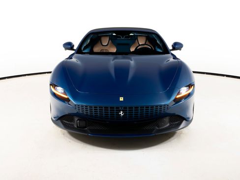 Certified 2025 Ferrari Roma Spider RWD image 30