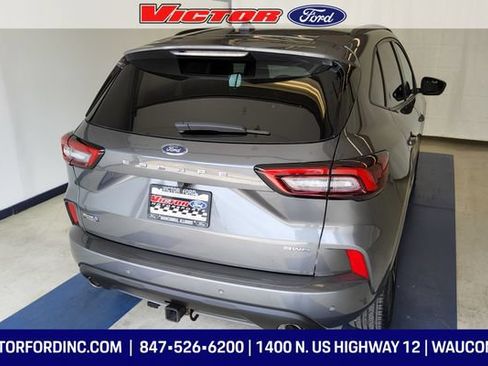 Used 2023 Ford Escape ST-Line Select w/ Tech Pack #2 AWD/4WD image 3