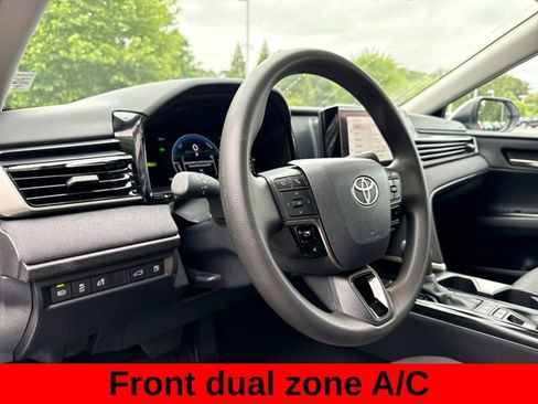 Used 2026 Toyota Camry LE FWD image 15