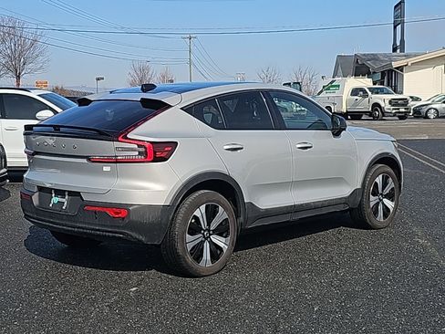 Certified 2023 Volvo C40 Recharge Core image 12