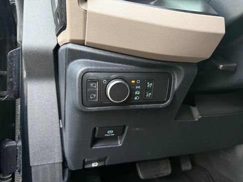 Used 2022 Ford Bronco Wildtrak image 43