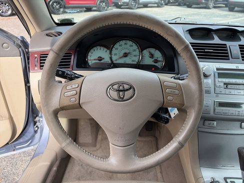 Used 2005 Toyota Solara SE image 10