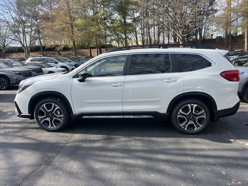 New 2026 Subaru Ascent Limited image 4