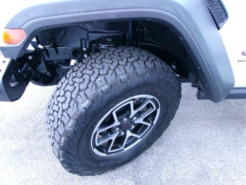 New 2026 Jeep Wrangler Unlimited Rubicon image 7