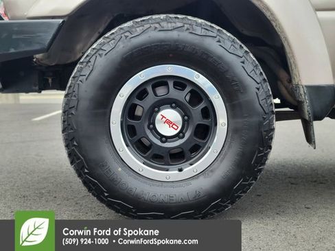 Used 1991 Toyota Land Cruiser image 10