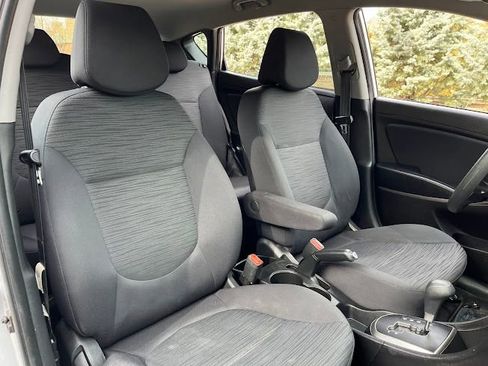 Used 2017 Hyundai Accent SE image 38