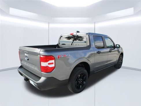 Used 2025 Ford Maverick XLT w/ XLT Luxury Package AWD/4WD image 7