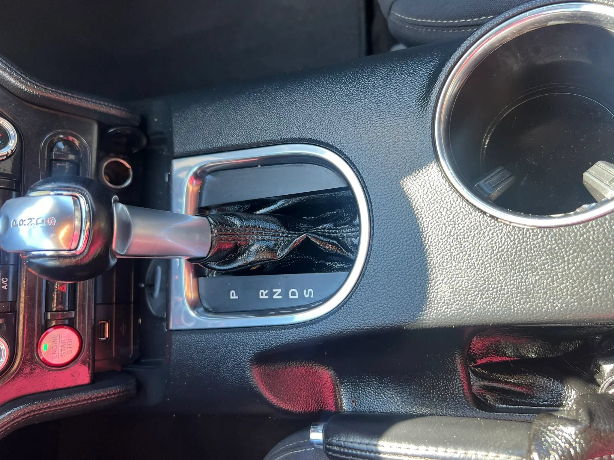 Used 2018 Ford Mustang Coupe RWD image 23
