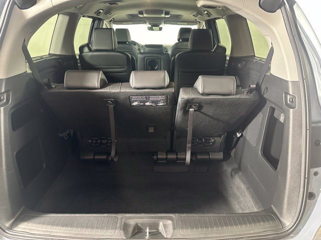 Used 2024 Honda Odyssey Elite image 11