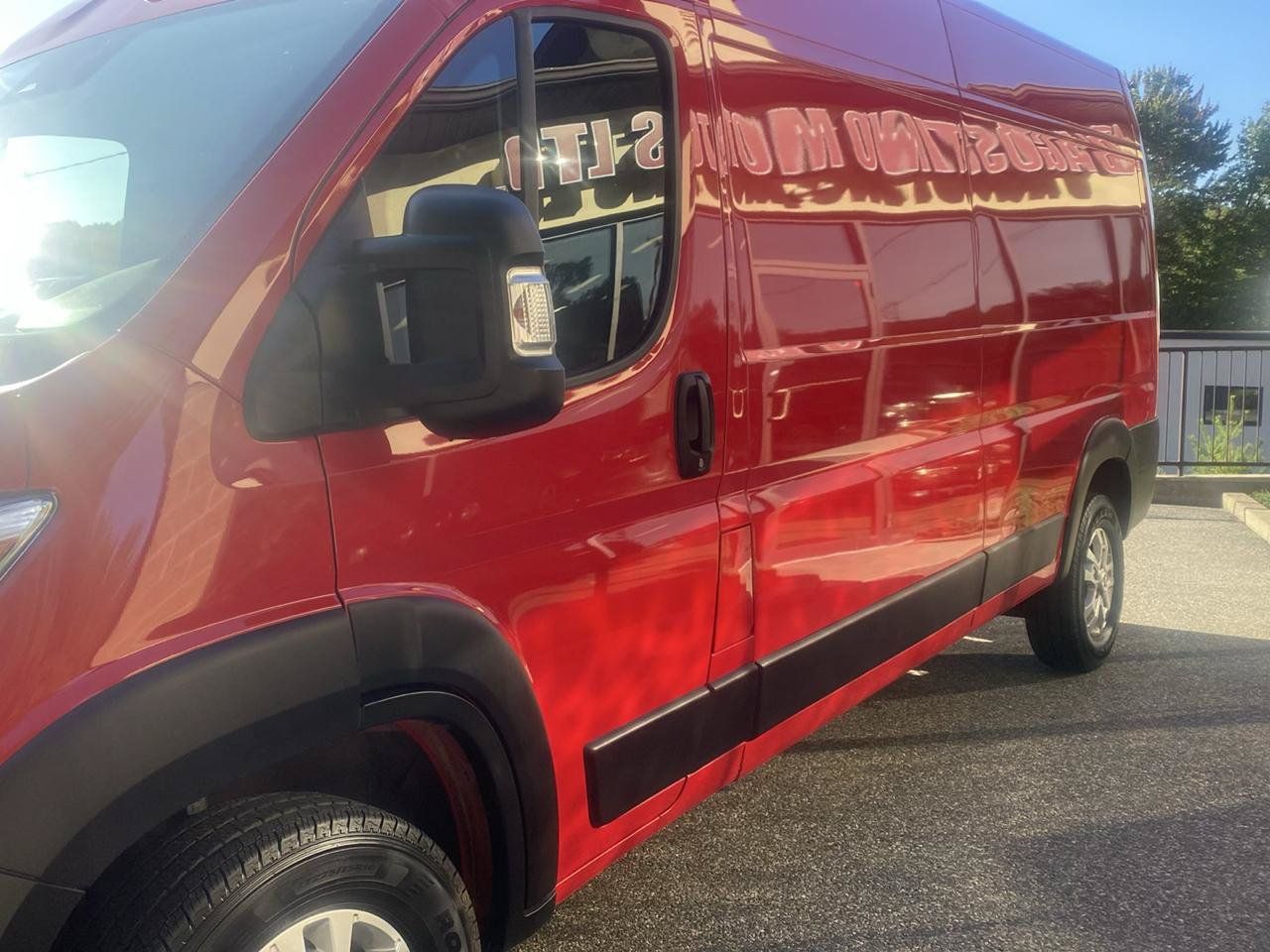Used 2025 RAM ProMaster 3500 w/ Quick Order Package 22G SLT FWD image 31