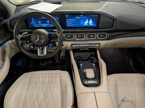 Used 2024 Mercedes-Benz GLS 63 AMG 4MATIC image 7