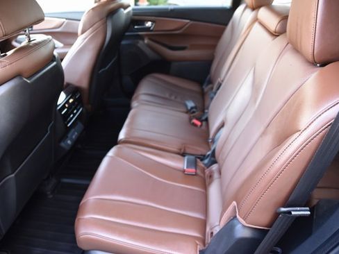 Used 2024 Acura MDX SH-AWD w/ Technology Package image 9