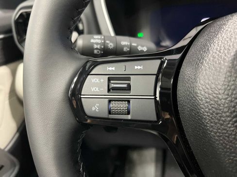 Used 2026 Honda Pilot Touring image 14