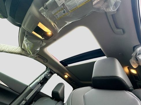 Used 2026 INFINITI QX60 Luxe w/ Cargo Package image 23