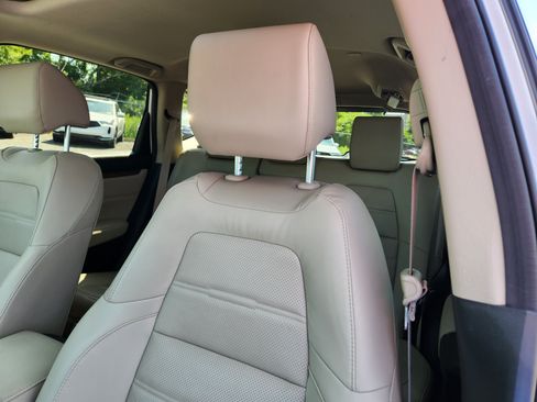 Used 2019 Honda CR-V EX-L image 11