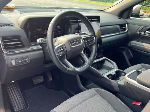 Used 2025 GMC Terrain Elevation FWD image 4