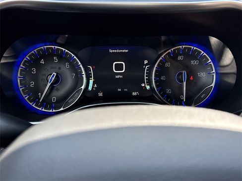 New 2026 Chrysler Pacifica Pinnacle image 7