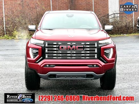 Used 2024 GMC Canyon Denali image 9