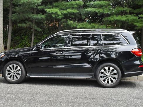 Used 2018 Mercedes-Benz GLS 450 4MATIC w/ Premium Package image 4