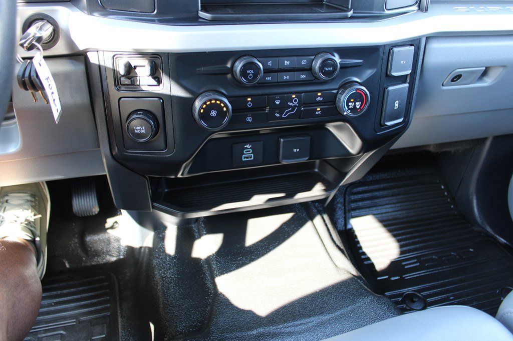 Used 2024 Ford F250 XL RWD image 35