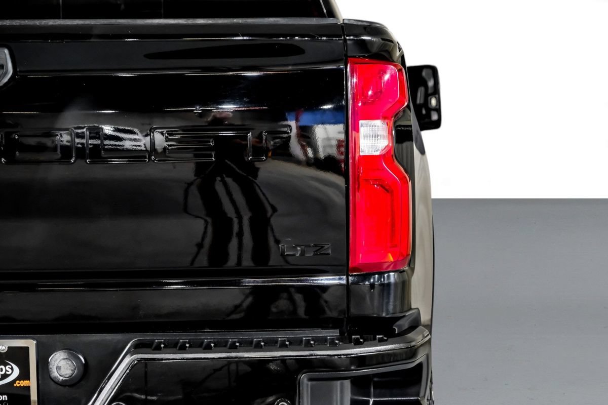 Used 2021 Chevrolet Silverado 2500 LTZ w/ LTZ Plus Package AWD/4WD image 43