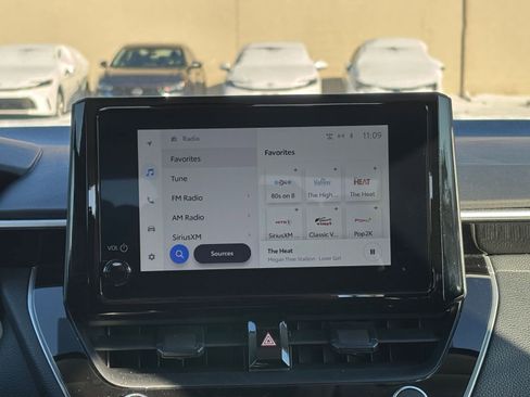 Used 2025 Toyota Corolla LE image 21