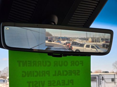 Used 2024 Mercedes-Benz Sprinter 3500 image 34