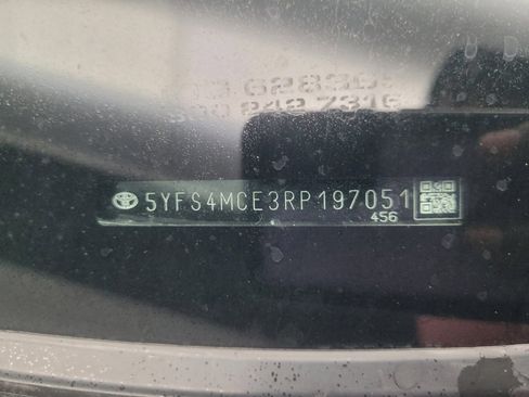 Used 2024 Toyota Corolla SE FWD image 33