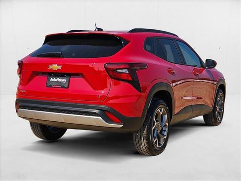 New 2026 Chevrolet Trax LT w/ Driver Confidence Package image 2