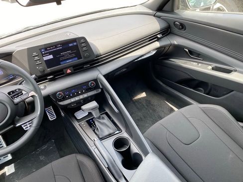 New 2026 Hyundai Elantra Sport FWD image 25