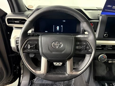 Used 2024 Toyota Tacoma TRD Sport AWD/4WD image 14