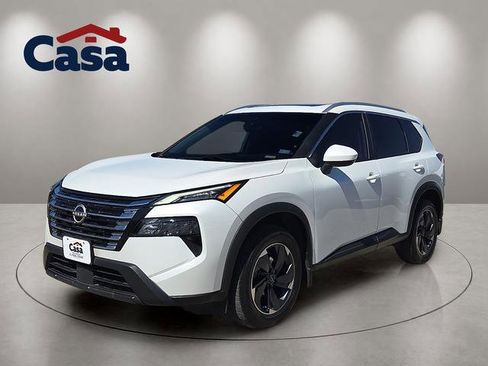 Used 2024 Nissan Rogue SV w/ SV Premium Package FWD image 1