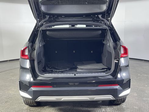 Certified 2023 BMW X1 xDrive28i w/ Convenience Package image 8