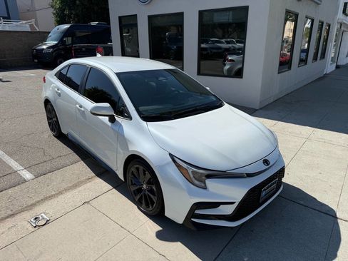 Used 2023 Toyota Corolla SE FWD image 13