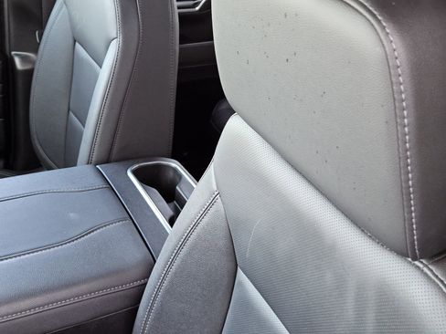 Used 2024 GMC Sierra 2500 SLT w/ SLT Premium Package image 33