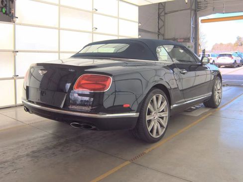 Used 2017 Bentley Continental GT image 11