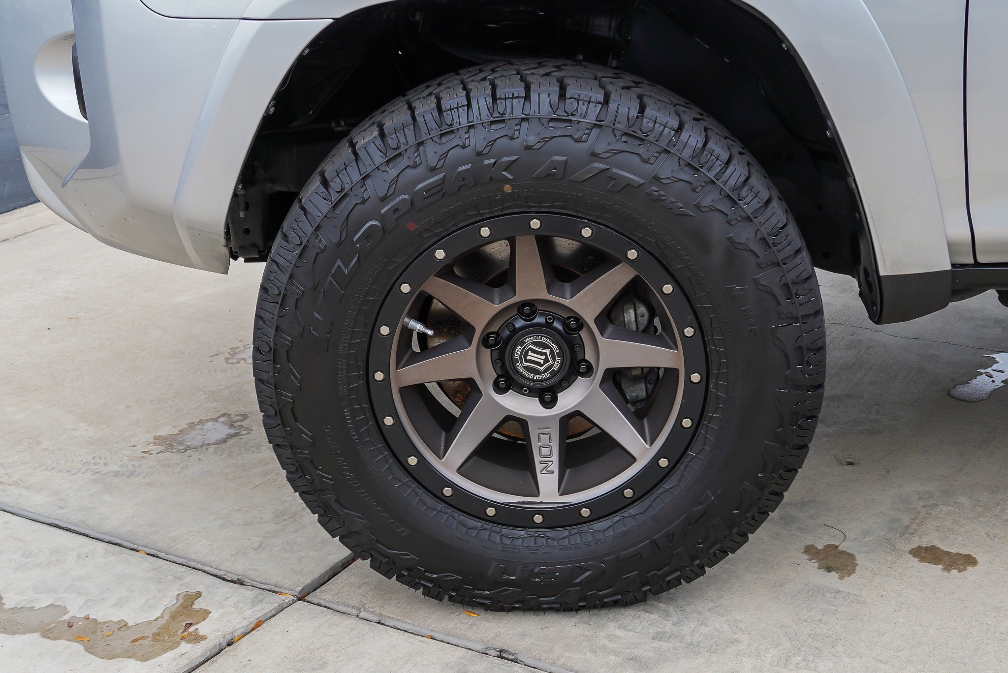 Used 2015 Toyota 4Runner SR5 Premium AWD/4WD image 12