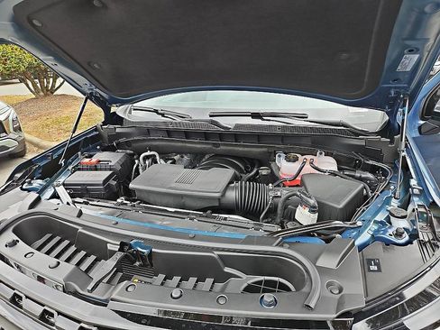 New 2026 Chevrolet Suburban Premier image 20