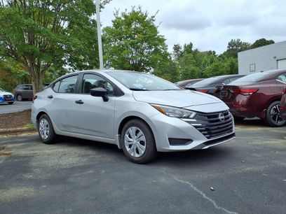 New 2025 Nissan Versa S w/ Trunk Package