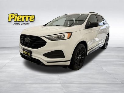 Used 2022 Ford Edge SE w/ Black Appearance Package