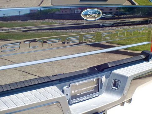 Used 2022 Ford F250 Lariat w/ Lariat Ultimate Package AWD/4WD image 8