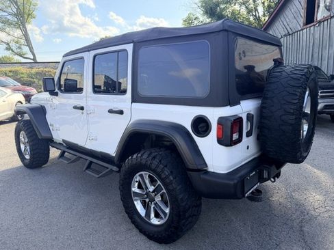 Used 2018 Jeep Wrangler Unlimited Sport AWD/4WD image 7
