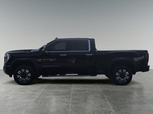 Used 2025 GMC Sierra 2500 Denali w/ Denali Reserve Package AWD/4WD image 2